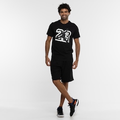 Camiseta Nike Jordan Flight Essentials - Masculina - Foto 4