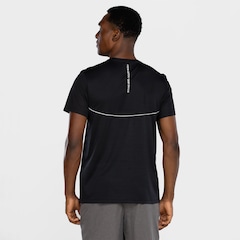 Camiseta Masculina ASICS Manga Curta Leve Mesh Antiodor - Foto 3