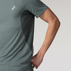 Camiseta Masculina ASICS Manga Curta Respirável de Secagem Rápida Refletiva Mescla - Foto 5