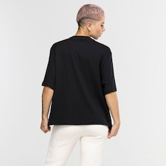 Camiseta Nike Manga Curta Sportswear OC 3 Boxy - Foto 4