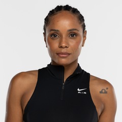 Top Fitness com Bojo Nike Média Sustentação Air Dri-Fit Swoosh Mockzip BRA - Adulto - Foto 7