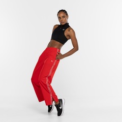 Top Fitness com Bojo Nike Média Sustentação Air Dri-Fit Swoosh Mockzip BRA - Adulto - Foto 8