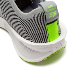 Tênis Nike Interact Run - Masculino - Foto 6