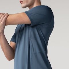 Camiseta ASICS Manga Curta Racket Recortada- Masculina - Foto 4
