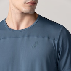 Camiseta ASICS Manga Curta Racket Recortada- Masculina - Foto 5