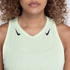 Camiseta Regata Feminina Nike Dri-Fit Advanced Arswft - Foto 3