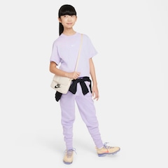 Camiseta Infantil Nike Manga Curta Sportswear Essential SS Broxy - Foto 4