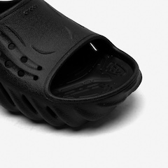 Chinelo Crocs Echo Slide - Foto 8