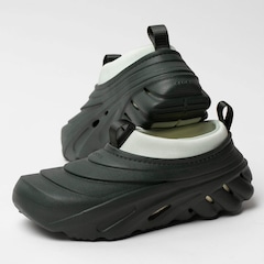 Sandália Crocs Echo Storm - Foto 4