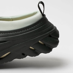 Sandália Crocs Echo Storm - Foto 6