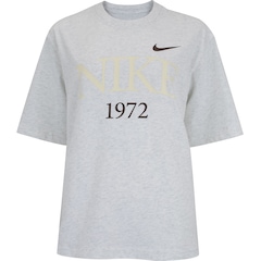 Camiseta Nike Manga Curta Sportwear Classics - Foto 1
