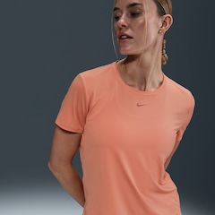 Camiseta Feminina Nike Manga Curta Dri-fit One Classic - Foto 2