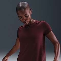 Camiseta Feminina Nike Manga Curta Dri-fit One Classic - Foto 4