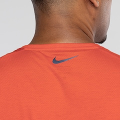 Camiseta Masculina Nike Manga Curta Run Energy Ris - Foto 3