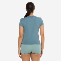 Camiseta Nike Sportswear Chill Knit Feminina - Foto 3
