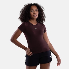 Camiseta Nike Sportswear Chill Knit Feminina - Foto 4