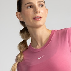 Camiseta Feminina Nike Manga Curta Chill Knit - Foto 4