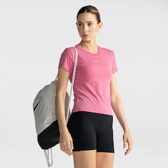 Camiseta Feminina Nike Manga Curta Chill Knit - Foto 1