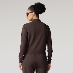 Jaqueta Feminina ASICS Malha Rib Bolso Seguro - Foto 2