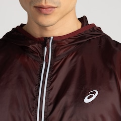 Jaqueta Masculina ASICS com Capuz Ultraleve Packable Repelente à Água - Foto 6