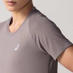 Camiseta Feminina ASICS Manga Curta Respirável - Foto 4
