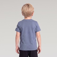 Camiseta Nike Futura Evergreen Infantil - Foto 2