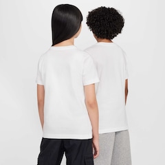 Camiseta Juvenil Nike Manga Curta Sportswear Embroidered Future - Foto 2
