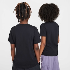 Camiseta Juvenil Nike Manga Curta Sportswear Embroidered Future - Foto 2