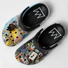 Sandália Crocs Basquiat Classic Clog - Foto 6