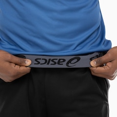 Bermuda Masculina ASICS Malha 2 em 1 Elástico Logo - Foto 6
