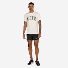 Camiseta Nike Manga Curta Sportswear Tee Club - Foto 4