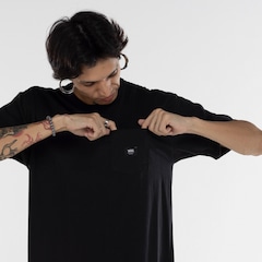 Camiseta Vans Off The Wall II Pocket SS - Foto 2
