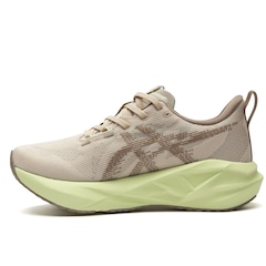 Tênis ASICS Novablast 5 Feminino - Foto 4