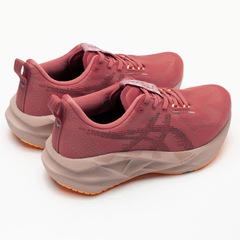 Tênis ASICS Novablast 5 Feminino - Foto 7