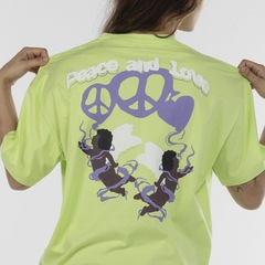Camiseta Approve Manga Curta Huge Peaceandluv II - Foto 6