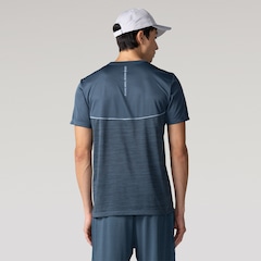Camiseta Masculina ASICS Manga Curta Mesh Respirável Antiodor - Foto 2