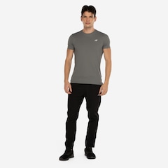 Camiseta Masculina New Balance Manga Curta Sport Essentials - Foto 4