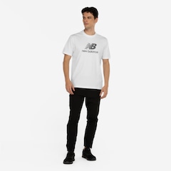 Camiseta Masculina New Balance Manga Curta Essentials - Foto 4