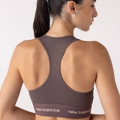 Top Fitness com Bojo Removível New Balance Média Sustentação Sport Essentials Active - Foto 5