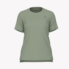 Camiseta Feminina New Balance Manga Curta Sport Essentials - Foto 5