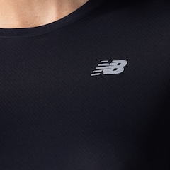 Camiseta Feminina New Balance Manga Curta Sport Essentials - Foto 5