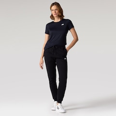 Camiseta Feminina New Balance Manga Curta Sport Essentials - Foto 3
