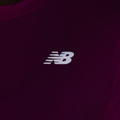Camiseta Feminina New Balance Manga Curta Sport Essentials - Foto 5