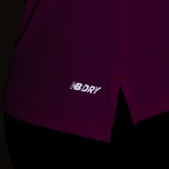 Camiseta Feminina New Balance Manga Curta Sport Essentials - Foto 7