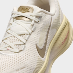Tênis Nike Vomero 18 Feminino - Foto 8