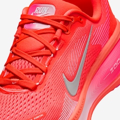 Tênis Nike Vomero 18 Feminino - Foto 9