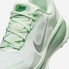 Tênis Nike Vomero 18 Feminino - Foto 8