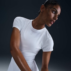 Camiseta Feminina Nike Manga Curta Dri-Fit Advance SS - Foto 4