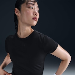 Camiseta Feminina Nike Manga Curta Dri-Fit Advance SS - Foto 7