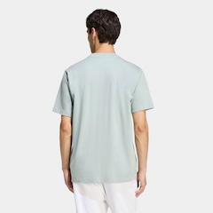 Camiseta Básica adidas Logo Pequeno - Masculina - Foto 2